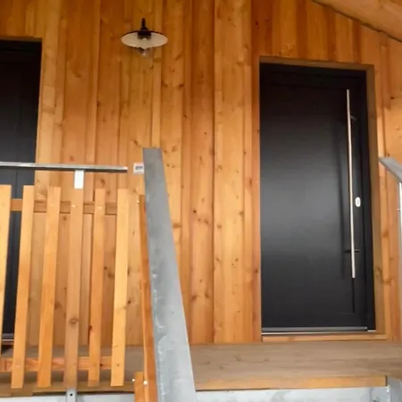 Apartment Holz Und Himmel